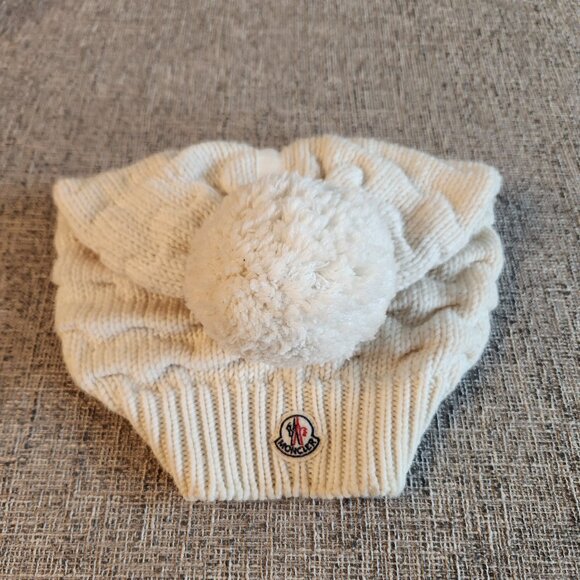 Moncler Berretto 100% Virgin Wool Knit Beanie w/ PomPom - Picture 6 of 14